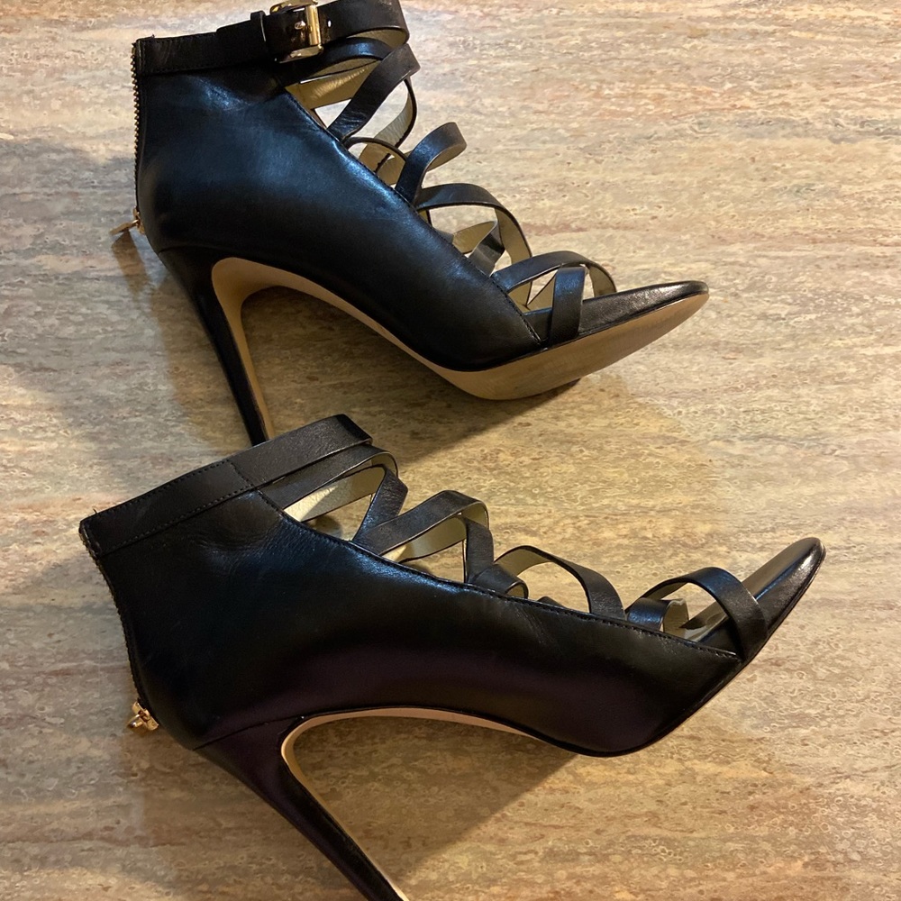 Michael Kors heeled leather sandals. - Picture 8 of 16